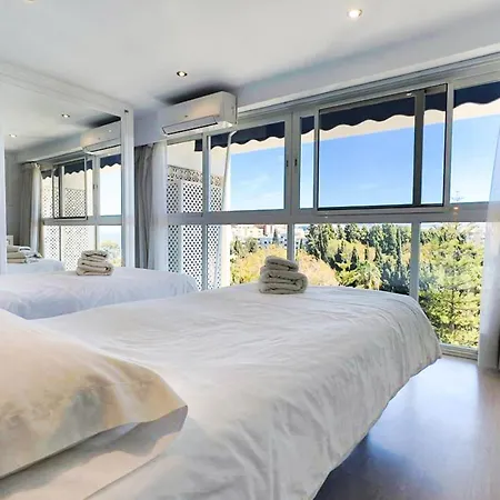 Skol 629 Two Bedroom Duplex With Sea Views In Skol