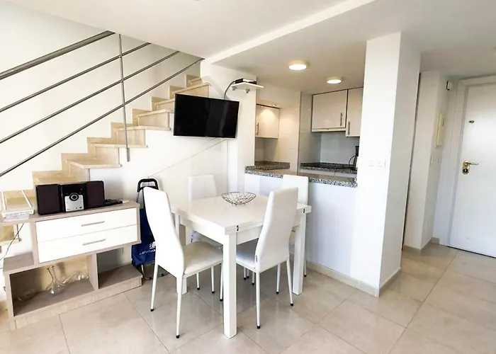 アパート Skol 629 Two Bedroom Duplex With Sea Views In Skol マルベーリャ