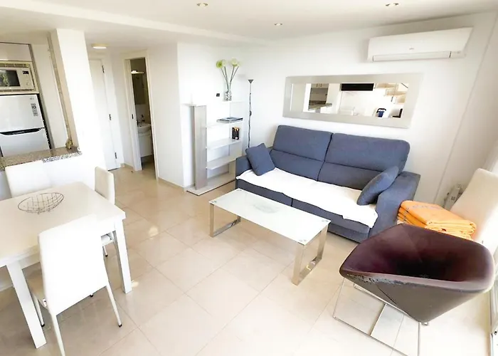Skol 629 Two Bedroom Duplex With Sea Views In Skol アパート *